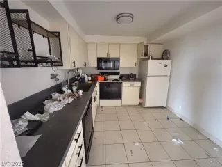 Photo #4: 2763543 Listing 