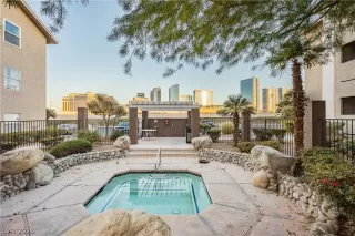 Photo #1: 2763625 Listing 