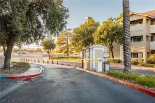 Photo #2: 2763625 Listing 