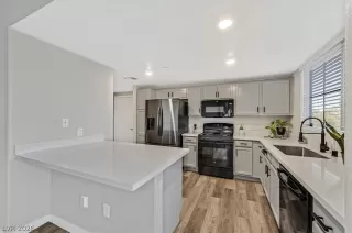 Photo #2: 2763636 Listing 