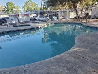 Photo #2: 2763643 Listing