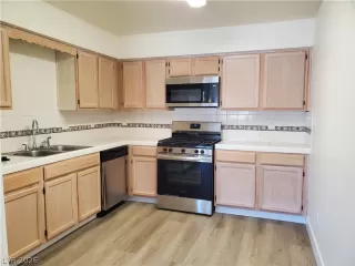 Photo #4: 2763643 Listing 