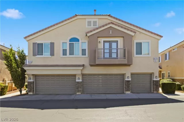 MLS: 2763648 Condo For Sale