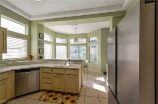 Photo #2: 2763650 Listing