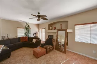 Photo #5: 2763653 Listing 