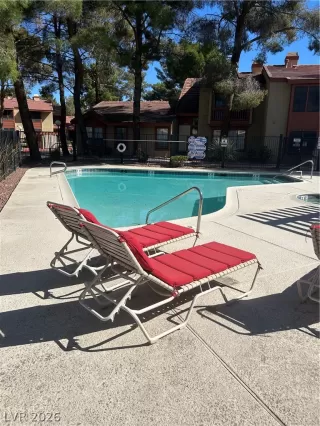 Photo #3: 2763674 Listing 