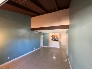 Photo #2: 2763682 Listing 