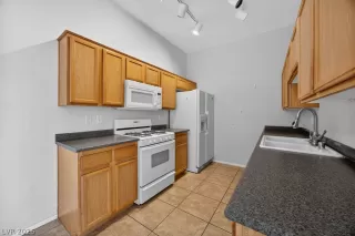 Photo #5: 2763719 Listing 