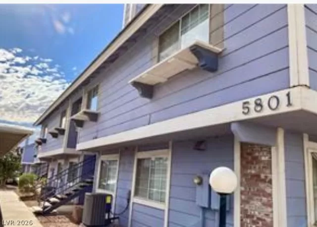 MLS: 2763747 Condo For Sale