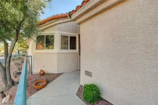 Photo #3: 2763756 Listing 