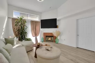 Photo #3: 2763760 Listing 