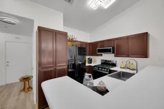 Photo #6: 2763760 Listing 