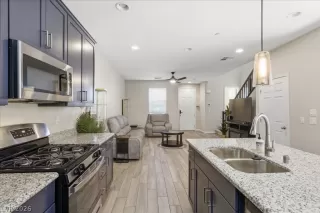 Photo #4: 2763774 Listing 