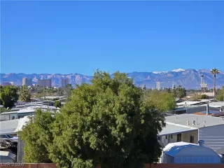 Photo #6: 2763776 Listing 