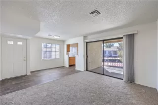 Photo #1: 2763794 Listing 