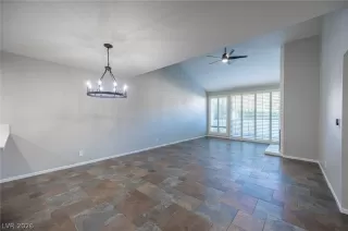 Photo #4: 2763827 Listing 