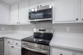 Photo #6: 2763827 Listing 