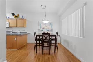 Photo #4: 2763845 Listing 