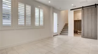 Photo #6: 2763871 Listing 