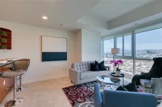 Photo #1: 2763886 Listing 