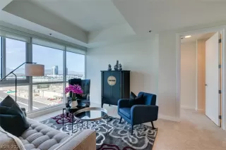 Photo #2: 2763886 Listing 