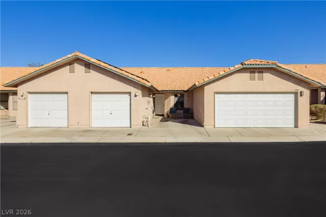 MLS: 2763946 Condo For Sale