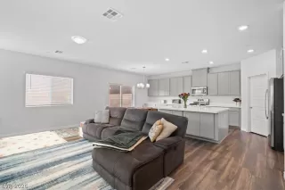 Photo #6: 2764051 Listing 