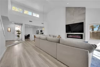 Photo #4: 2764060 Listing 