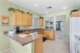 Photo #6: 2764067 Listing 