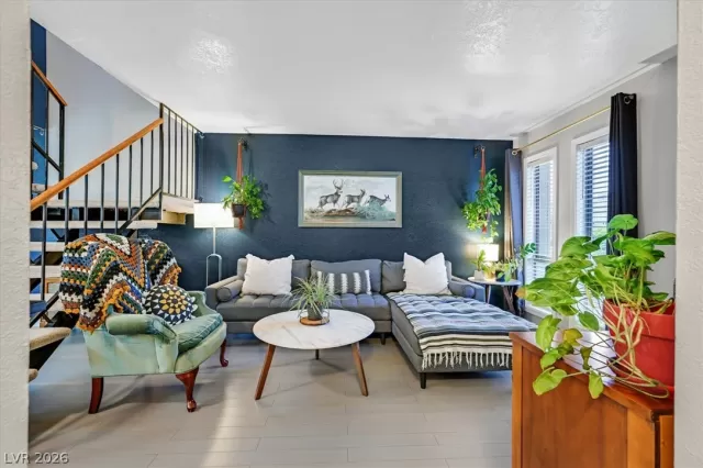 MLS: 2764076 Condo For Sale