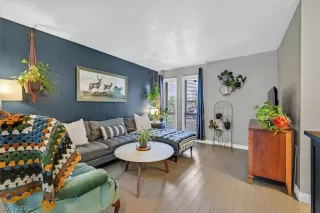 Photo #1: 2764076 Listing 