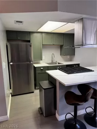 Photo #6: 2764076 Listing 