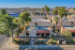 Photo #2: 2764162 Listing