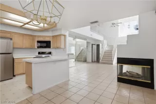 Photo #1: 2764179 Listing 