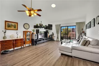 Photo #1: 2764264 Listing 