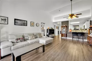 Photo #4: 2764264 Listing 