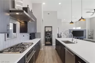 Photo #6: 2764266 Listing 