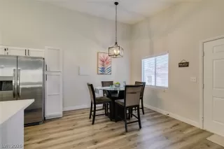 Photo #2: 2764330 Listing 