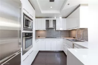 Photo #4: 2764339 Listing