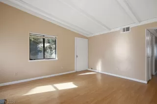 Photo #2: 2764381 Listing 