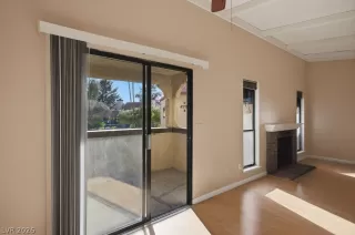 Photo #5: 2764381 Listing 