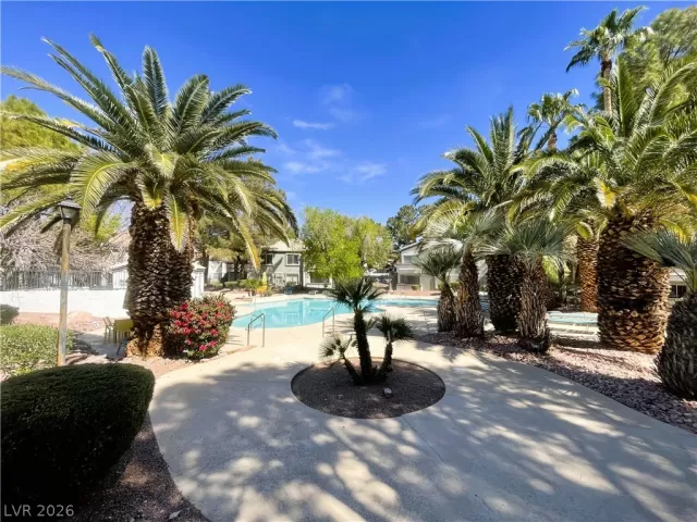 MLS: 2764419 Condo For Sale