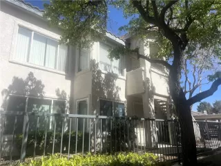 Photo #1: 2764419 Listing