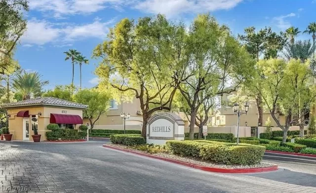 MLS: 2764467 Condo For Sale