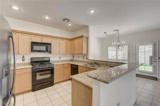 Photo #1: 2764485 Listing