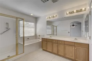 Photo #3: 2764485 Listing