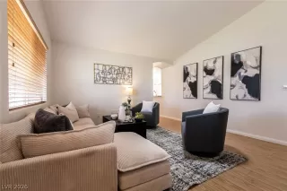 Photo #5: 2764504 Listing