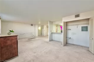 Photo #1: 2764547 Listing 