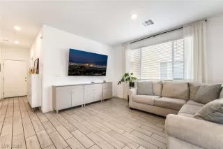 Photo #6: 2764578 Listing 