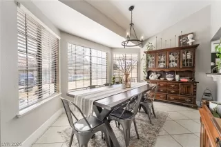 Photo #4: 2764581 Listing